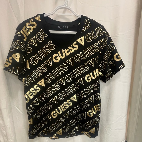 GUESS Los Angeles T-shirt! - Picture 3 of 9